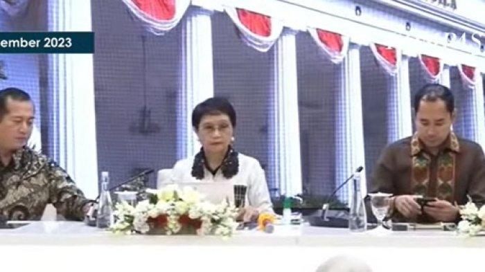 Menlu Retno: Pemerintah Indonesia Berhasi Evakuasi 4 WNI, Sudah Tiba di Kairo