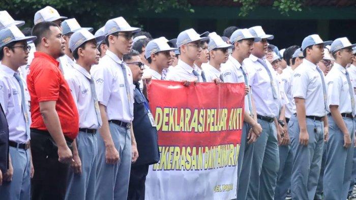 Jelang Ramadan, Ribuan Pelajar di Palmerah Jakbar Gaungkan Deklarasi Anti Kekerasan dan Tawuran
