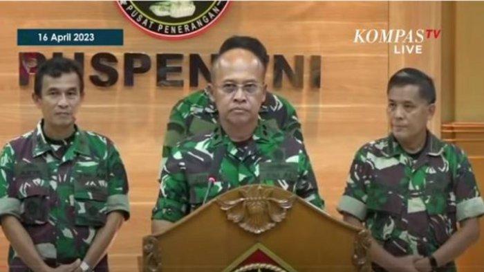 Penjelasan Mabes TNI Atas Pencopotan Baliho Ganjar Pranowo di Lahan Kodim