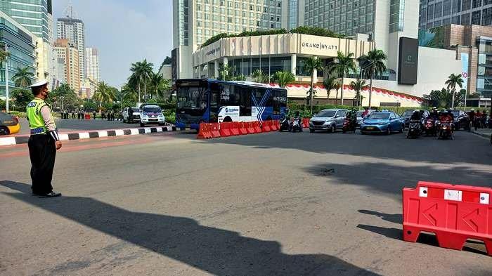 HUT Ke 17 RI Sejumlah Jalan Protokol Sudirman-Thamrin Dijaga Ketat Polisi