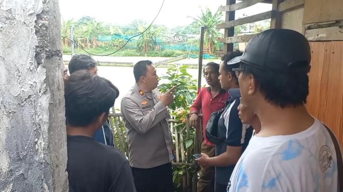 Kesan Aman Portal Warga Ciracas Bobol, Komplotan Pencuri Gasak Motor di Tengah Malam