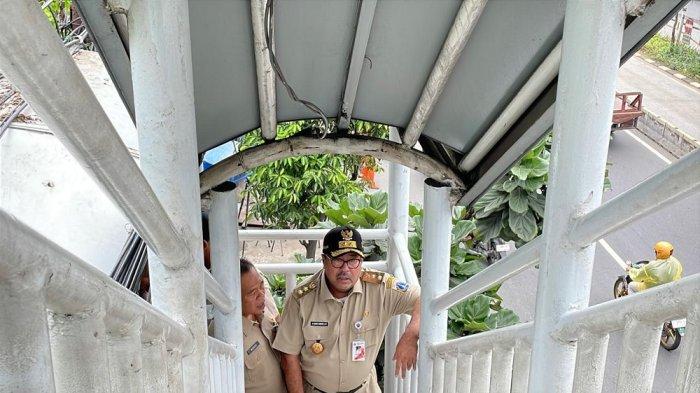Rano Karno Bereaksi Melihat Banyak Pelat Baja JPO Daan Mogot Km 1 Hilang