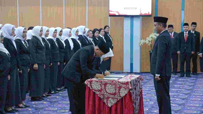 Tingkatkan Pelayanan, BKD DKI Lantik Ratusan Pejabat Baru Guru dan Tenaga Kesehatan