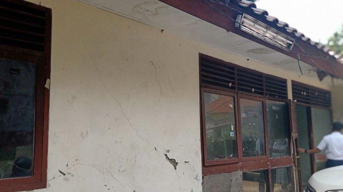 VIDEO: Kondisi Rumah Dinas Lurah Manggarai Selatan Rusak dan Terbengkalai
