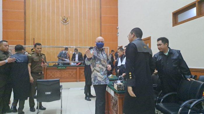 Meski Divonis Penjara Seumur Hidup, Irjen Teddy Minahasa Masih Terima Gaji dan Tunjangan dari Polri