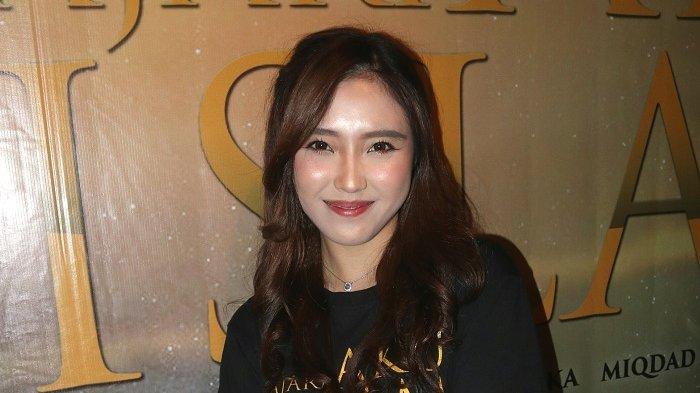 Shinta Naomi, lulus dari JKT 48 