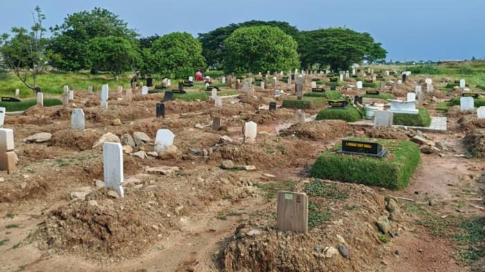 Cuma TPU Tegal Alur  Masih Terima Jenazah Baru, Tanah Berbatu Sisa Proyek MRT