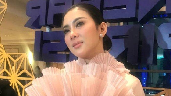 Syahrini Hamil di Usia 43 Tahun, Aisyahrani: Perjuangan Incess Luar Biasa, Aku Mau Nangis juga