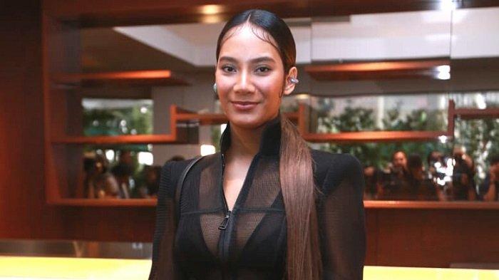 Tara Basro Rasakan Sensasi Lain Jalani Syuting Film Perempuan Tanah Jahanam di Tengah Hutan