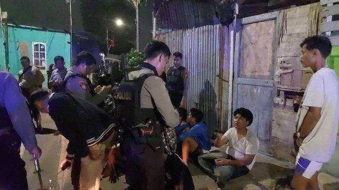Libur Panjang Maulid Nabi, Polisi Tangkap Enam Remaja Bawa Bom Molotov untuk Tawuran di Jaktim