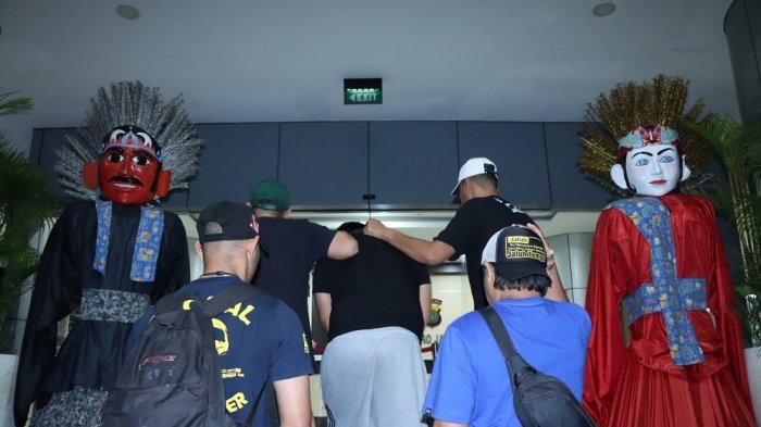 Buntut Kasus Narkoba Happy Water, Polres Metro Jakbar Tangkap Kurir Sabu dengan Barang Bukti 6,2 Kg