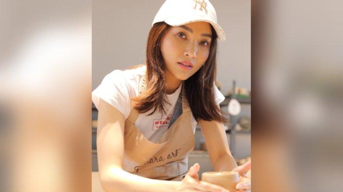 Seperti Mimpi! Pria Ini Berhasil Beli Mobil Rp9 Ribu dari Live Streaming Flash Sale di Shopee Live