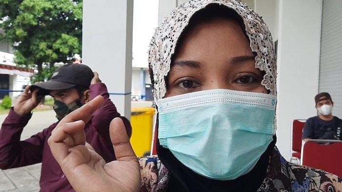 Anisa Baru Bisa Ikut Vaksin Covid-19 Dosis Pertama yang Diadakan Polsek Matraman di SMKN 5