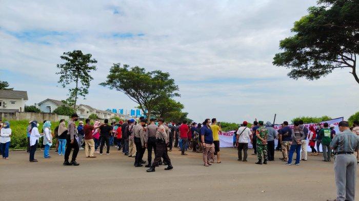 Warga Rorotan Unjuk Rasa Tolak Pembangunan Fasilitas Pengolahan Sampah