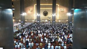 20160605-salat-tarawih4_20160605_213421.jpg
