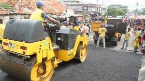 20160719berita-foto-perlintasan-kereta-api-pasar-anyar-diaspal4_20160719_140514.jpg