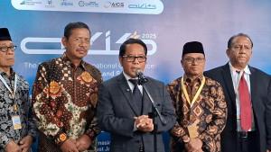 AICIS-Sekjen-Kemenag-Kamaruddin-Amin.jpg