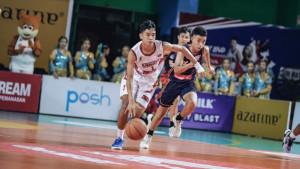 Aksi-pemain-tim-basket-SMA-Raffles-Christian-School-Knights.jpg