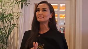 Atiqah-Hasiholan-bhs.jpg