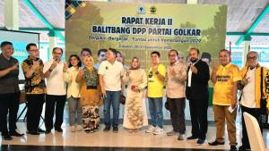 BALITBANG-MOTOR-SUARA-Penasehat-Ahli-Balitbang-DPP-Partai-Golkar-Profesor-Henry-I.jpg