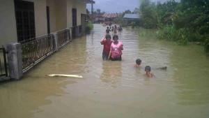 BANJIR-Tangerang-Selatan.jpg