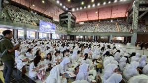 BANTUAN-SOSIAL-Suasana-Pengenalan-Kehidupan-Kampus-Mahasiswa-Baru-PKKMB-UI.jpg