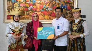 BNI-Life-memberikan-apresiasi-ke-pelanggan-di-Harpelnas-2025.jpg