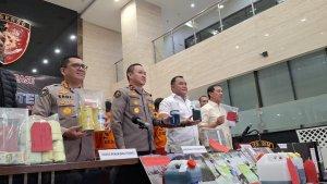 Bareskrim-Polri-tetapkan-5-orang-tersangka-dalam-kasus-BBM-jenis-Pertamax-palsu.jpg