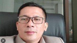 Bupati-Kepulauan-Meranti-Muhammad-Adil-di-OTT-KPK.jpg