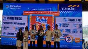 COO-20FIT-Group-Novi-Eastiyanto.jpg