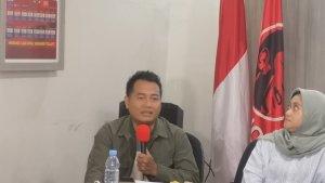 Direktur-Eksekutif-Parameter-Politik-Adi-Prayitno.jpg