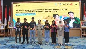 Distribusi-KJMU-kepada-para-mahasiswa-dipastikan-berjalan-sesuai-rencana.jpg