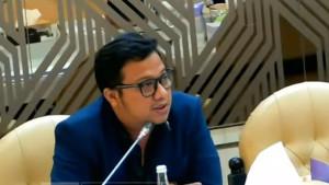 EFEKTIFITAS-DANA-DESA-Legislator-RI-Daniel-Mutaqien-Syafiuddin.jpg