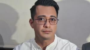 Eza-Gionino-sml.jpg