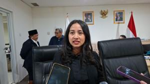 Farah-Savira-ditemui-di-Gedung-DPRD.jpg