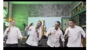 GIONO-JOGET.jpg