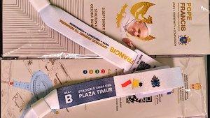 Gelang-tiket-jemaat-undangan-Misa-Kudus6.jpg