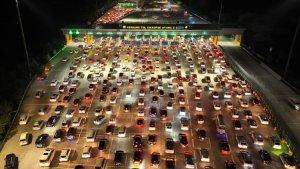 Gerbang-Tol-GT-Cikampek-Utama-2-padat.jpg