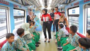 HARI-PERHUBUNGAN-NASIONAL-LRT-Jabodebek-gelar-edutrain.jpg