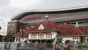 HUT-TNI-Suasana-Stasiun-Jatinegara-Jatinegara-Jakarta-Timur-pada-Jumat-3102025.jpg