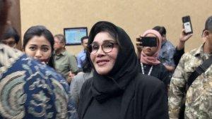 Istri-eks-Menteri-Pertanian-Mentan-Syahrul-Yasin-Limpo-SYL-Ayun-Sri-Penuhi-Panggilan-Sidang.jpg