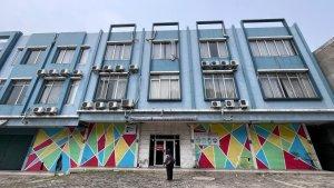 Jadi-Tempat-Judol-dan-Prostitusi-Online-Gedung-Bekas-RedDoorz-di-Ciputat-Tangsel-Disegel.jpg