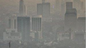 Jakarta-dinyatakan-darurat-polusi-polisiti-PSI-minta-karyawan-kerja-dari-rumah-lagi.jpg