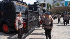 Jelang-May-Day-Satuan-Brimob-Polda-Metro-Jaya-gelar-apel-Selasa-2942025.jpg