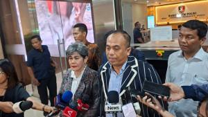 John-Boy-Nababan-usai-mengikuti-mediasi-di-Bareskrim-Polri.jpg