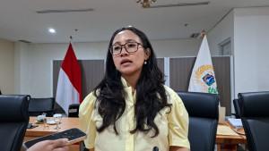 KAWASAN-TANPA-ROKOK-Ketua-Pansus-Raperda-KTR-Farah-Savira-pada-Selasa-21102025.jpg