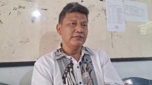KJP-Kepala-Sekolah-SMK-Era-Pembangunan-Agung-ditemui-di-sekolah-Ciracas-Jakarta-Timur.jpg