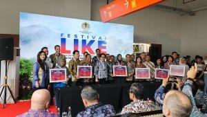 KLHK-memberikan-apresiasi-pada-sejumlah-industri-yang-mampu-mengelola-sampah.jpg