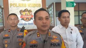 Kapolres-Kudus-AKBP-Heru-Dwi-Purnomo-beri-keterangan-pers-Senin-2172025.jpg