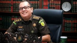 Kasi-Penerangan-Hukum-Kasi-Penkum-Rangga-Adekresna.jpg